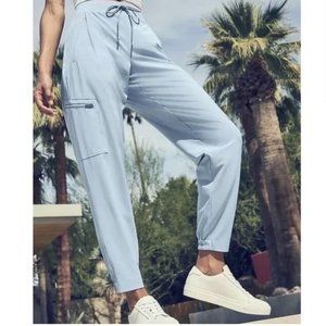 Athleta Go Far Travel Pant, size 0, blue